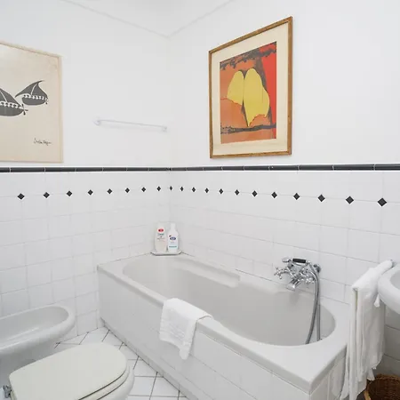 Casa Santa Teresa By Caprirooms